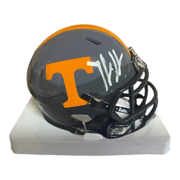 Hendon Hooker Autographed Tennessee Vols Grey Mini Helmet - Beckett